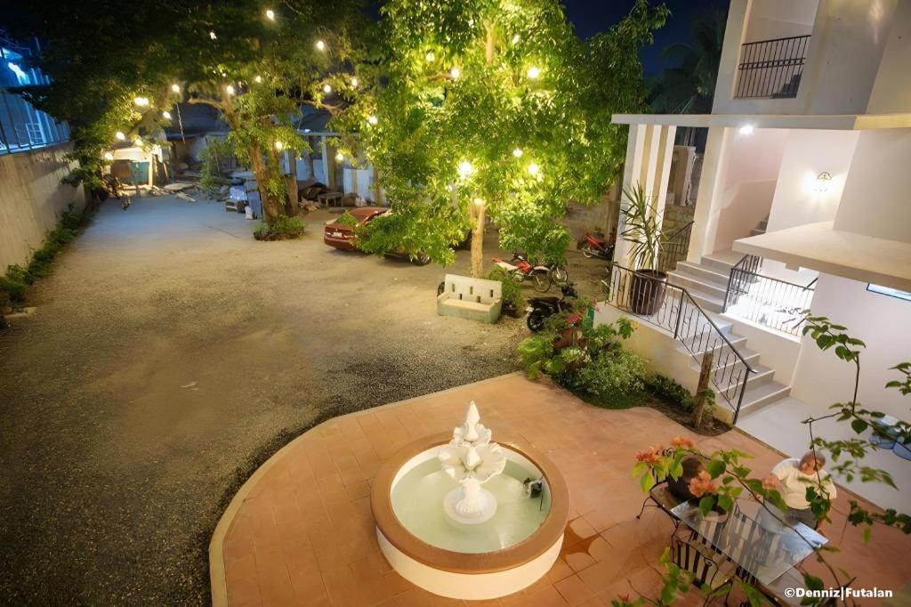 Отель Casa Rubin Dumaguete City Экстерьер фото