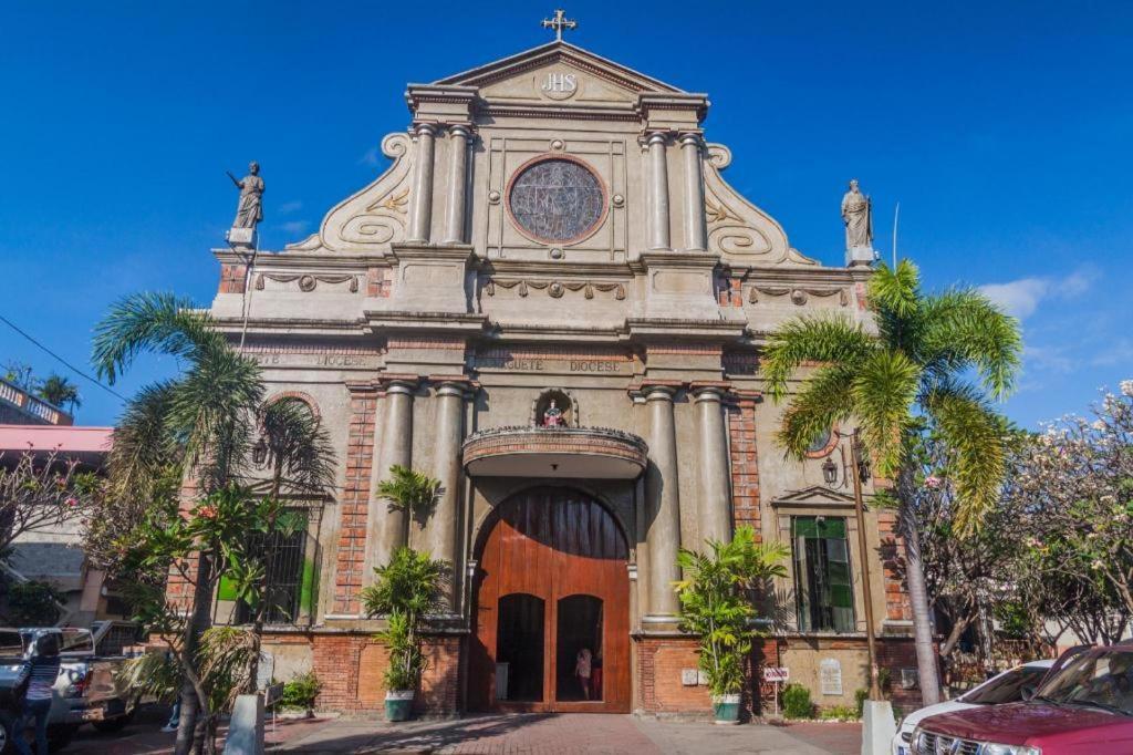 Отель Casa Rubin Dumaguete City Экстерьер фото
