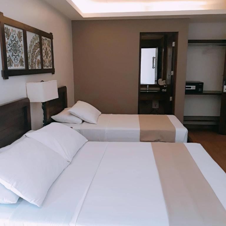 Отель Casa Rubin Dumaguete City Экстерьер фото